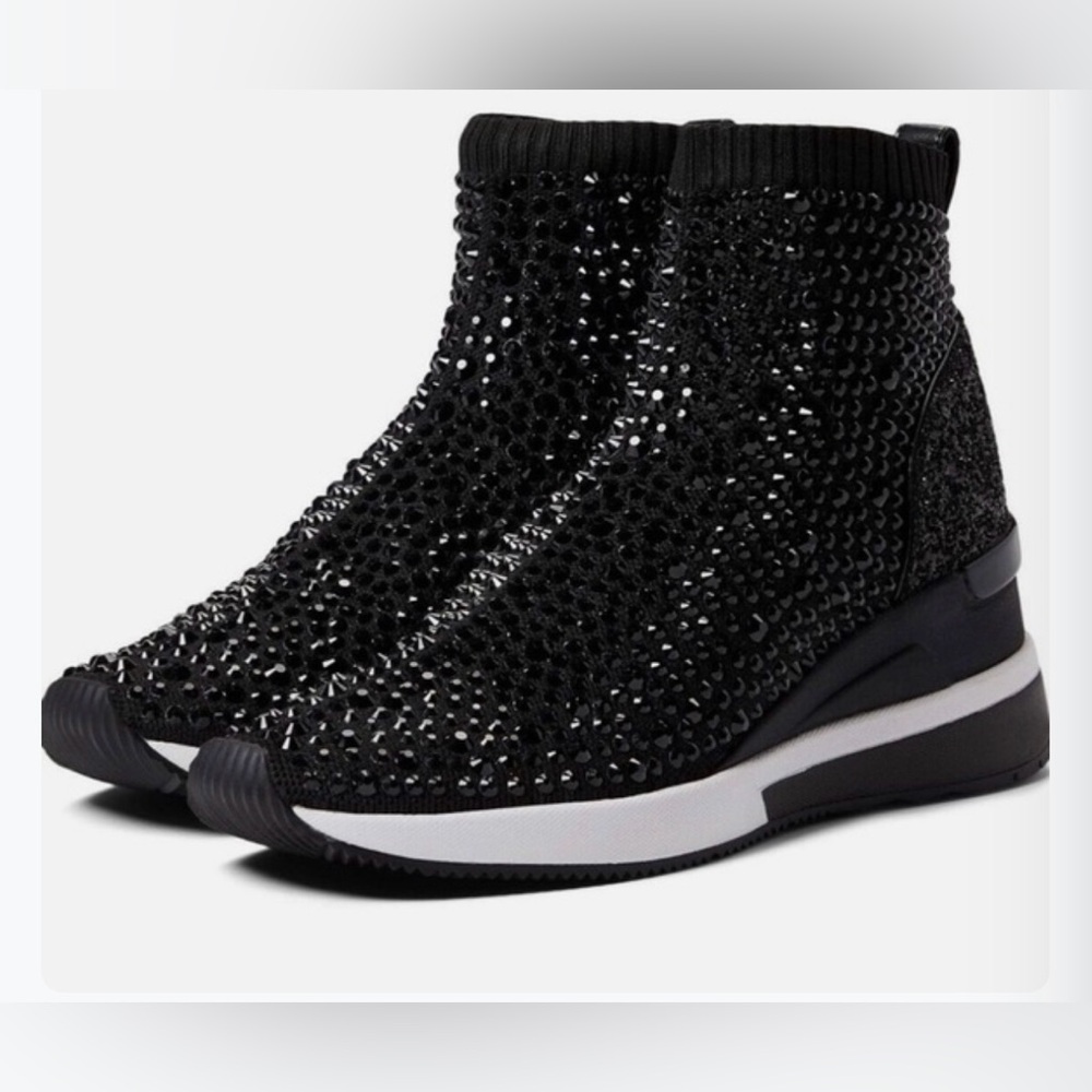 🌟MICHAEL KORS SKYLER BOOTIE🌟